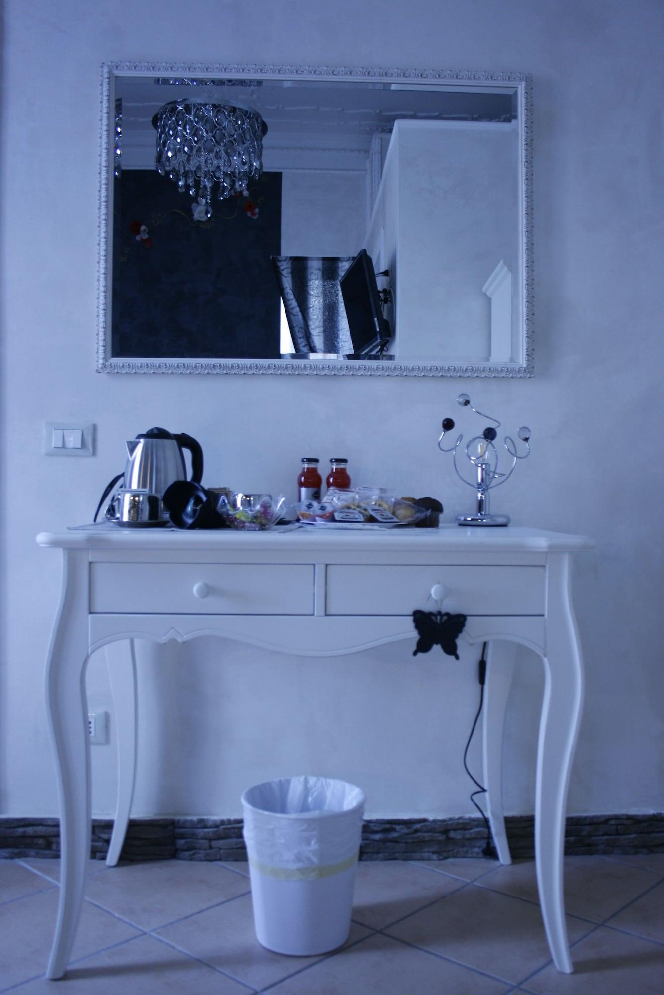 Crystal Rhome Rome Luaran gambar